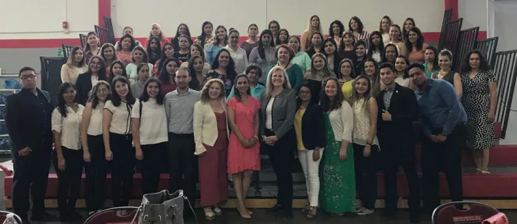 Avanzan mujeres emprededoras