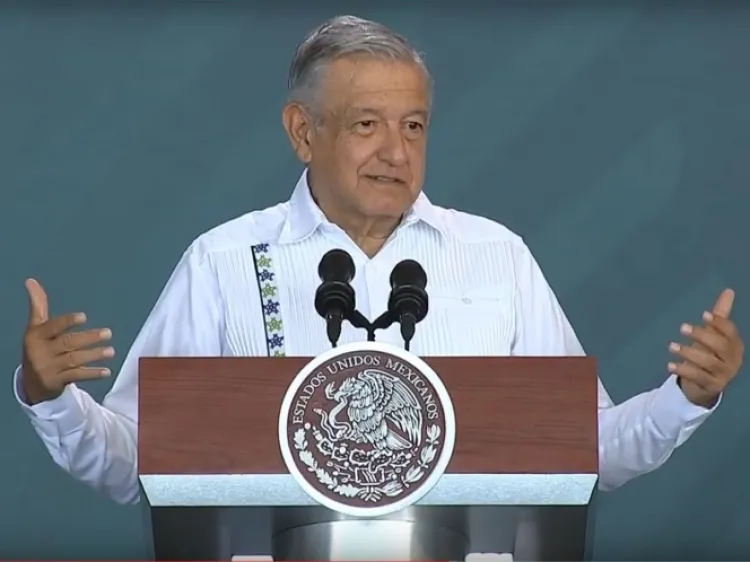 ‘No se persigue a nadie, ni se fabrican delincuentes’: López Obrador