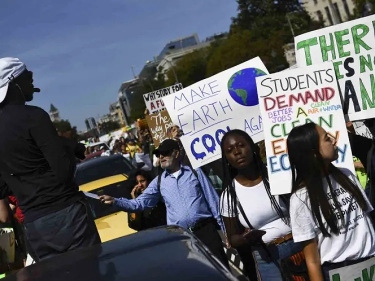 Millones hacen huelga en todo el mundo contra el cambio climático