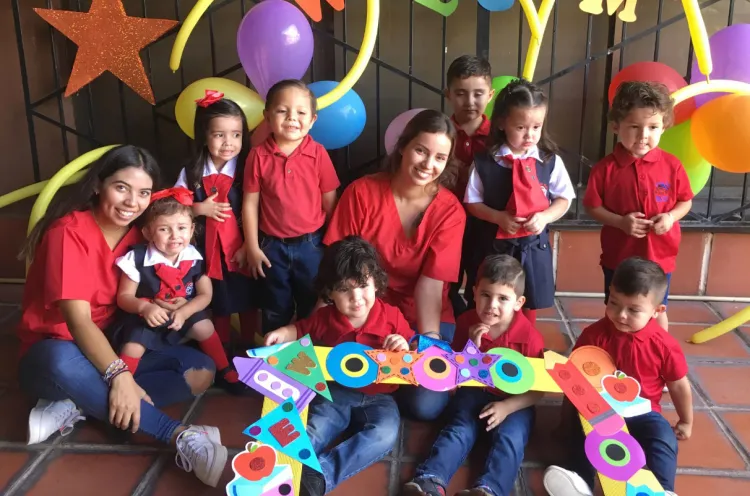Kinder Malu festeja 33 Aniversario
