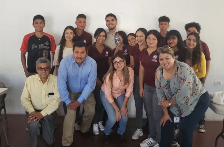 Aumenta interés por programa juvenil