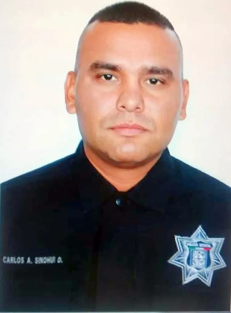 Emboscan y matan a
dos agentes estatales