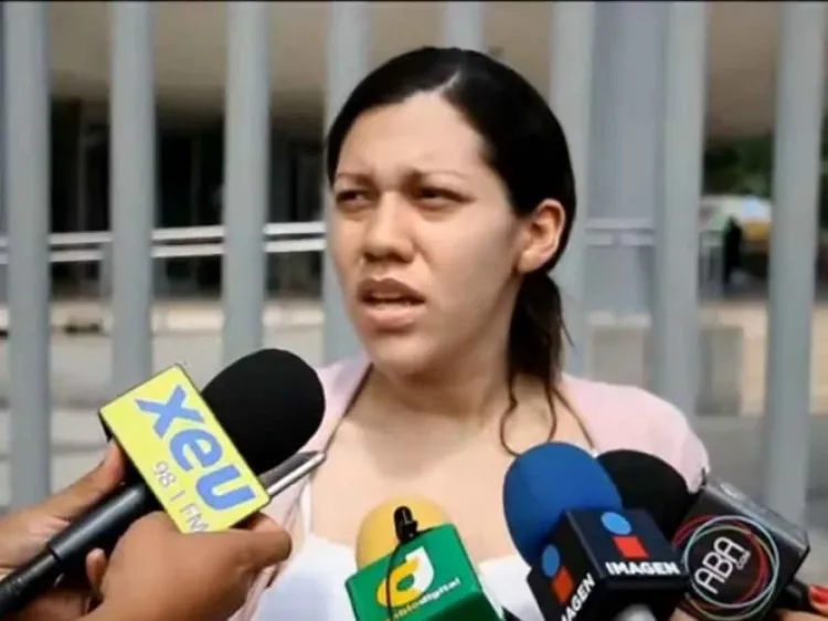 Bebé se les cae de incubadora en un hospital de Veracruz