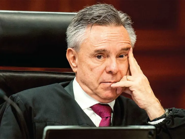 Investigación tira a Medina Mora