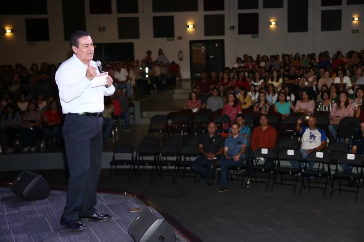 Inaugura Víctor Guerrero Jornada de Fortalecimiento Docente