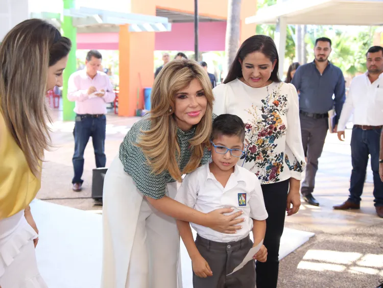 Apoya Gobernadora a personas especiales