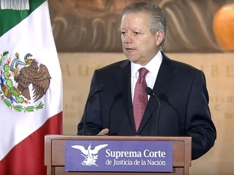 Suspenden a magistrado por inconsistencias financieras importantes