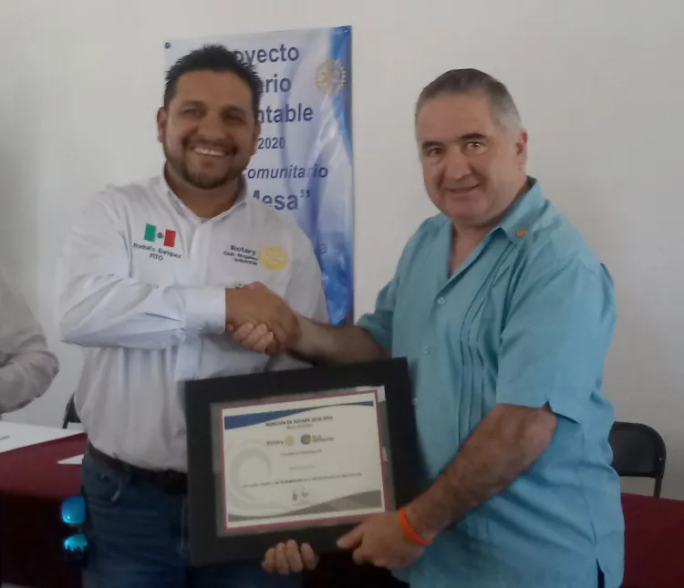 Recibe Rotarios Industrial distinción