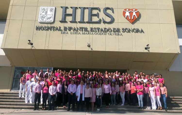 Celebran Día Mundial Contra Cáncer de Mama