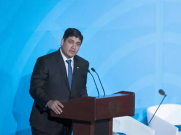 Ebrard da bienvenida a presidente de Costa Rica