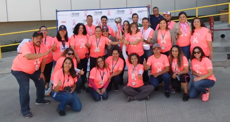 Se unen en apoyo a la lucha contra el cáncer en Nogales