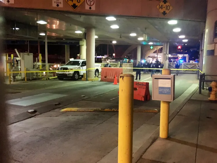 Trasladan a joven con herida de bala