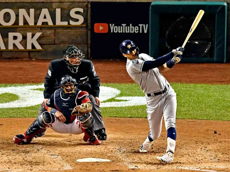 Astros remontan y están a un triunfo de coronarse