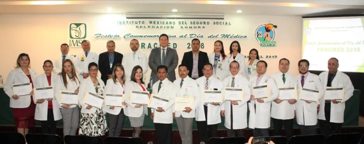 Reconocen a médicos sonorenses en el IMSS