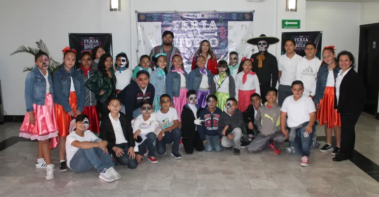 Muestran talento artistas locales