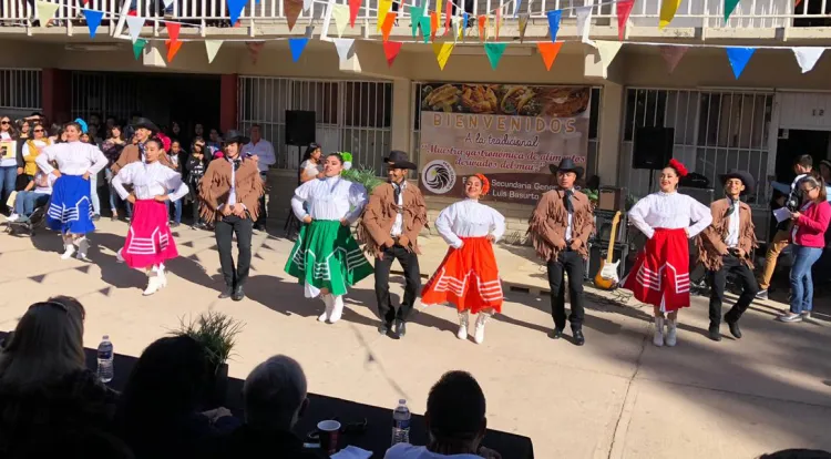 Realizan Muestra Gastronómica