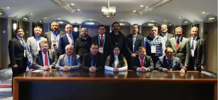 Participa David Anaya en reunión policial en Chicago