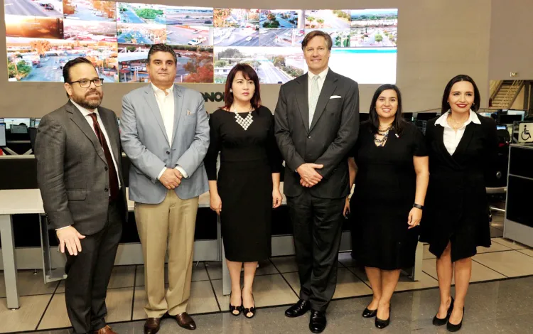 Embajador de Estados Unidos en México visita instalaciones del C5i