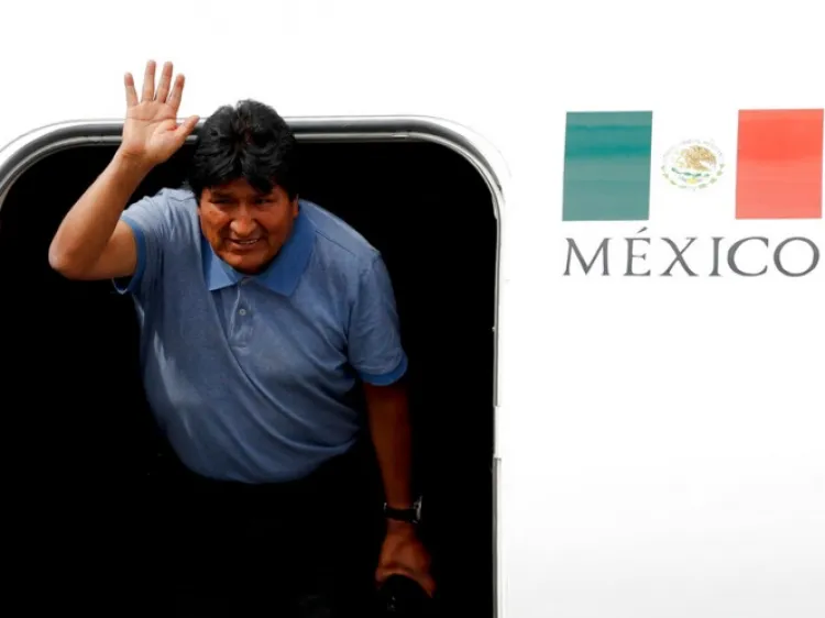 Llega Evo Morales a México como asilado político