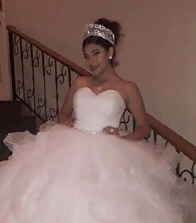 Yeyrín festeja sus XV años