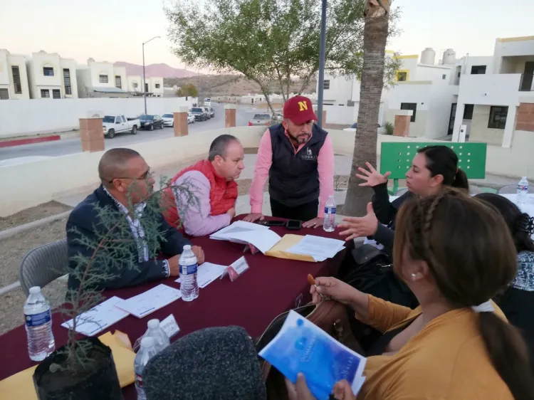 Atienden a vecinos de Romanza