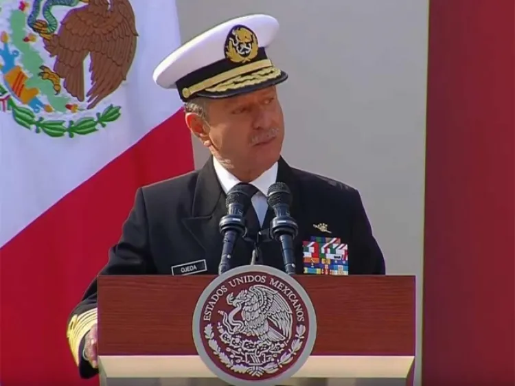 Armada refrenda lealtad absoluta 'bajo cualquier circunstancia' al Gobierno