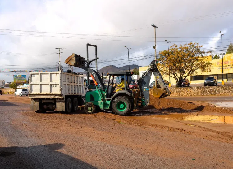 Limpia Municipio calles afectadas por las lluvias