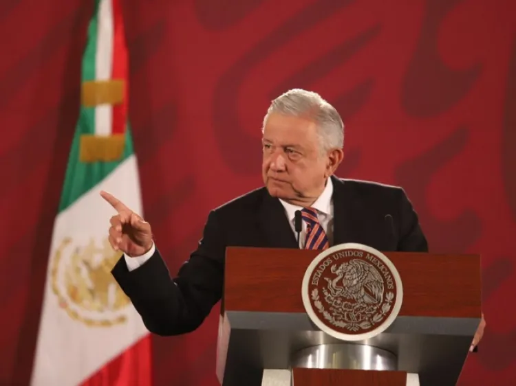 Se está cumpliendo en tarifas de luz: López Obrador