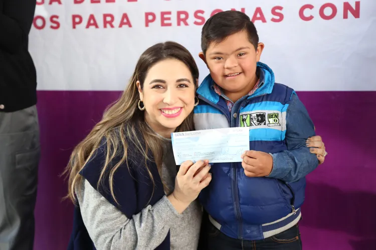 Cumplen a personas especiales