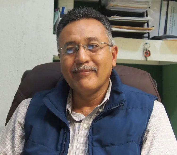 Pausan trabajos de bacheo por lluvias