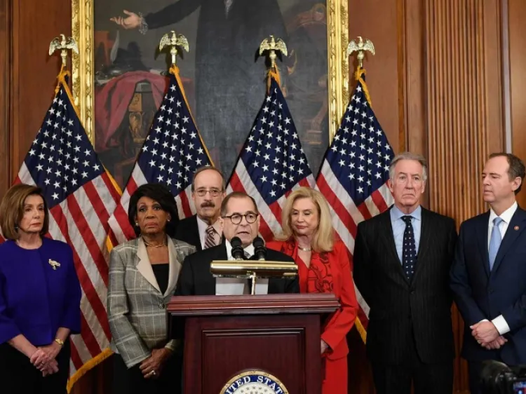 Abuso de poder y obstrucción, así van demócratas contra Trump