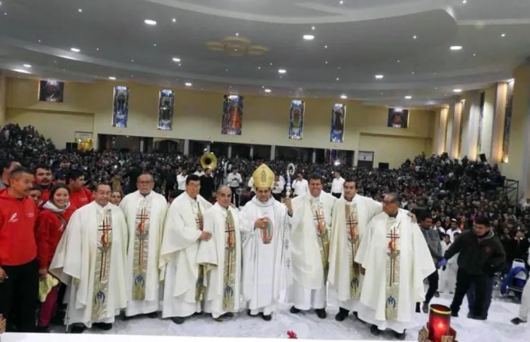 Asume sonorense Diócesis de Durango