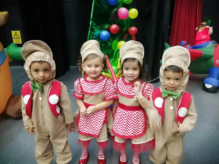 Alumnos de Kínder Malu presentan Gran musical Navideño