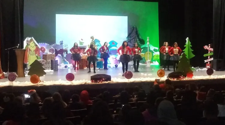 Realizan Festival Navideño en el TAN