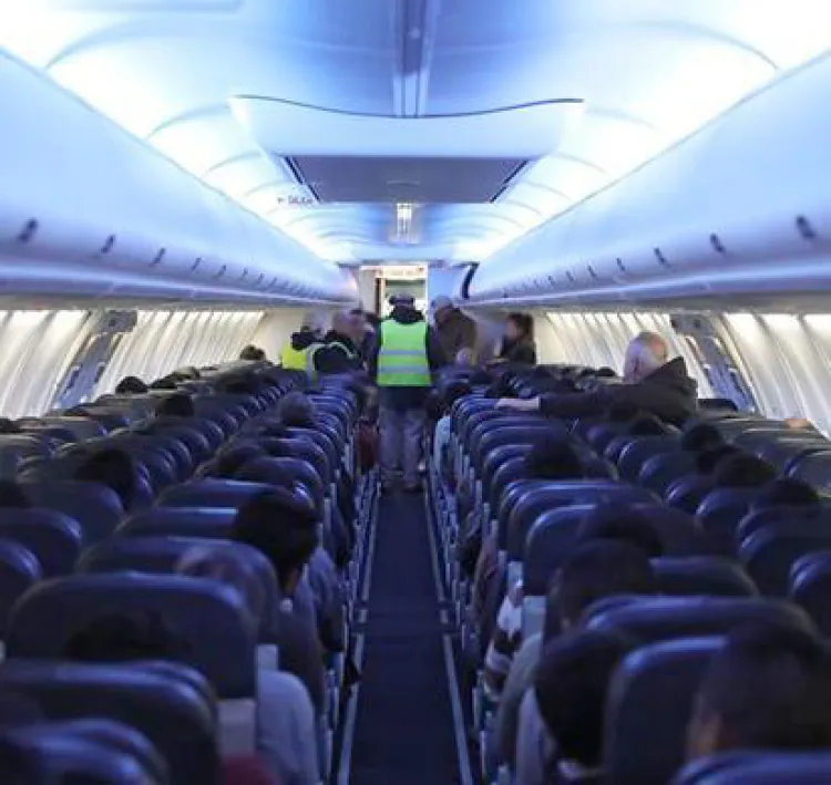 Reinician deportaciones aéreas