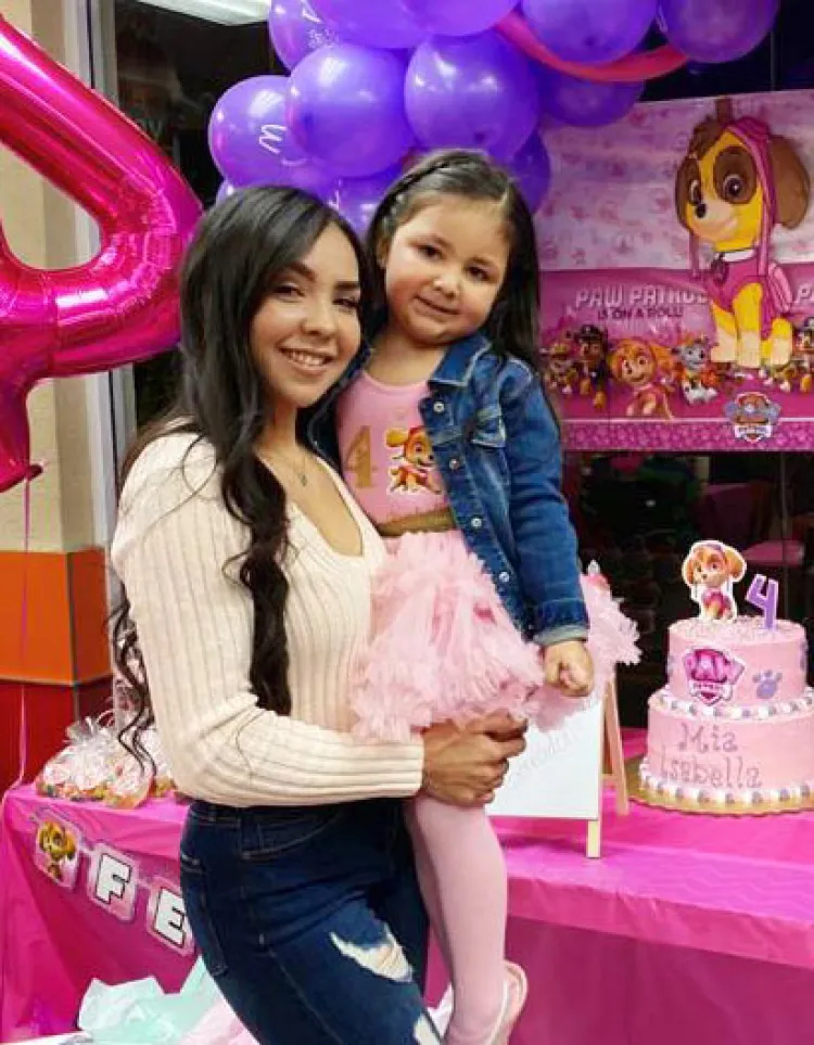 Mia Isabella festeja 4 añitos
