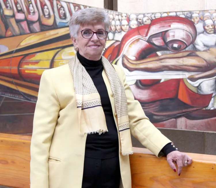 Sobrevive 20 años al cáncer de mama