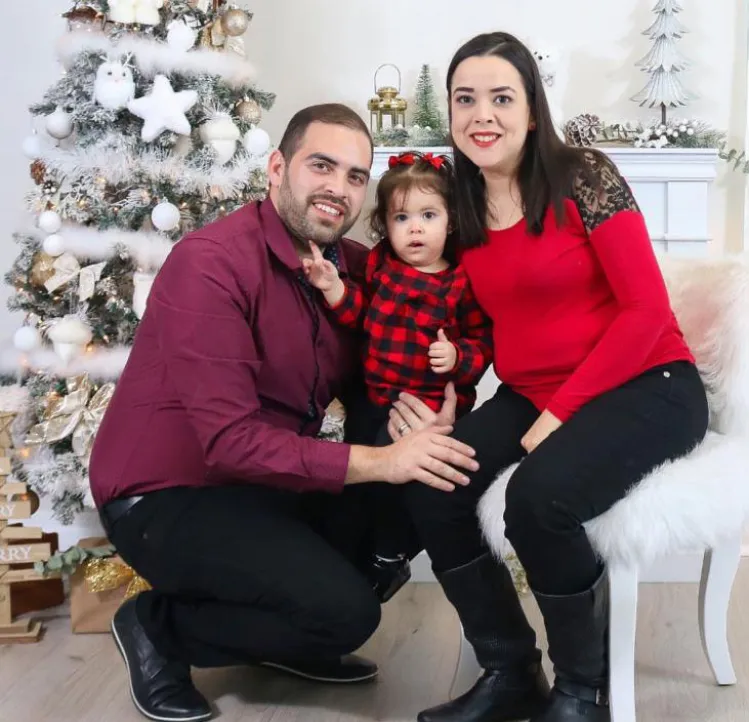 Felices fiestas para la familia Elías Higuera