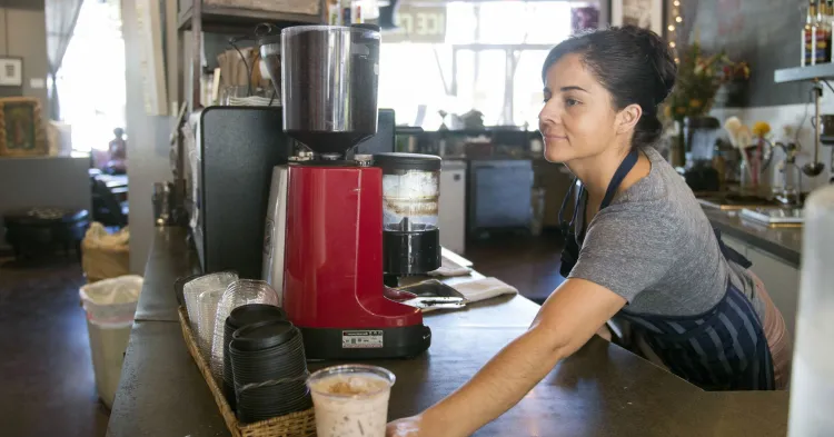 Aumenta Arizona el salario mínimo