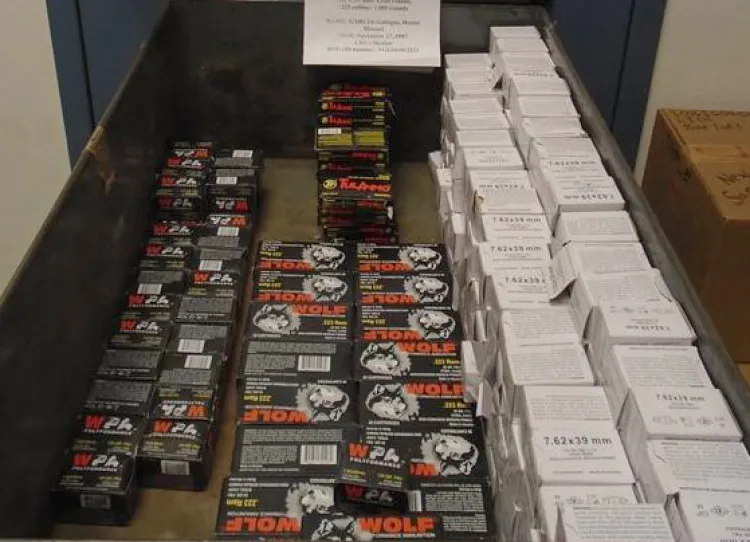 Decomisan cartuchos útiles