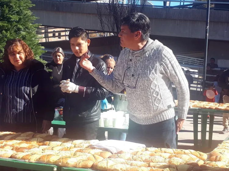 Ratifica Adrián Quiroz la tradición de Rosca de Reyes