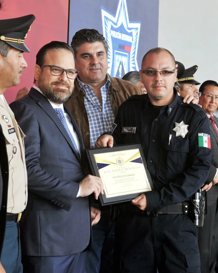 Reconocen a los policías estatales