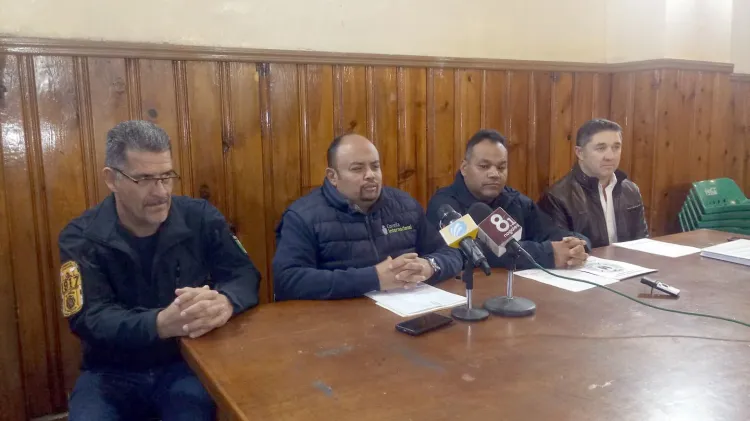 Rinde último informe exjefe de Bomberos