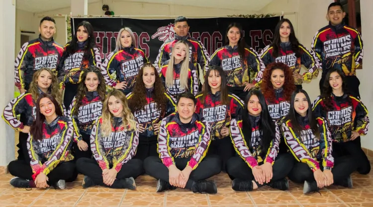 Gran Participación de Ex Alumnos Porristas Chivos