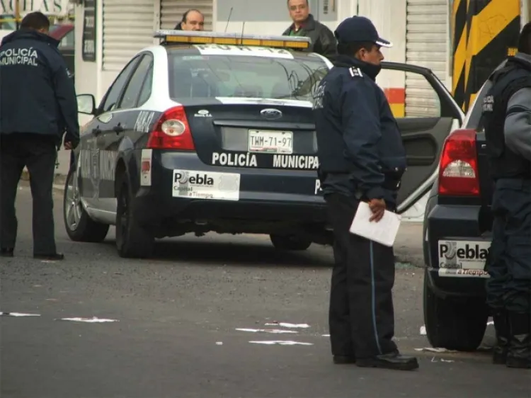 Chofer de microbús arrolla y mata a su suegra por error