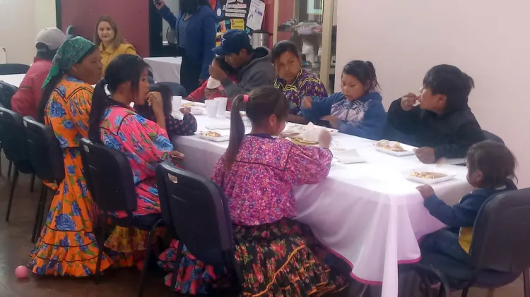 Ofrecen apoyo a los grupos étnicos