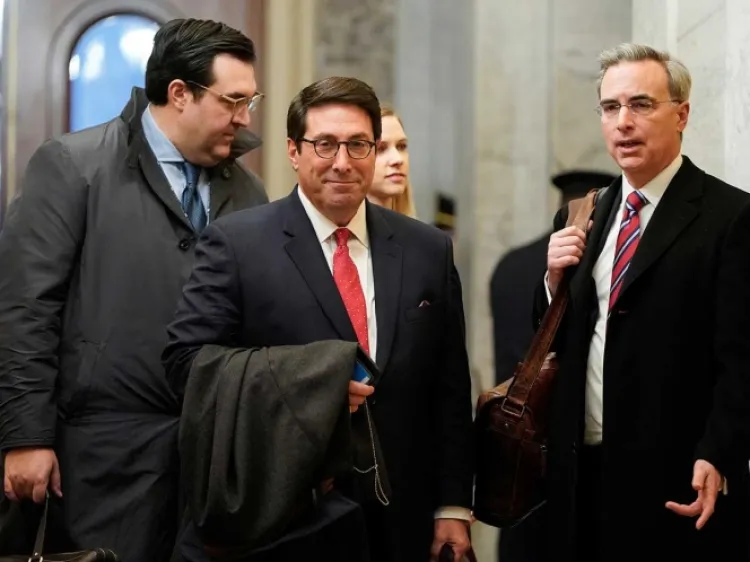 'Trump no hizo nada malo', alegan sus abogados