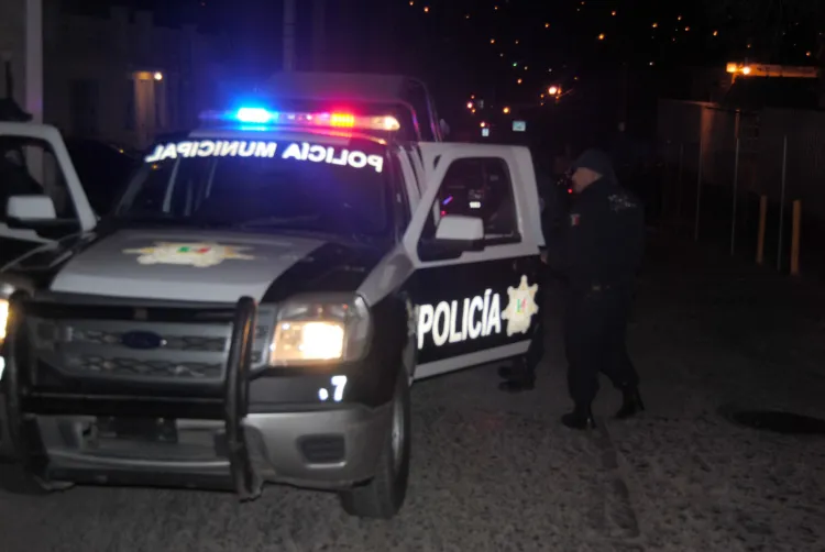 Asesinan a balazos a dos personas