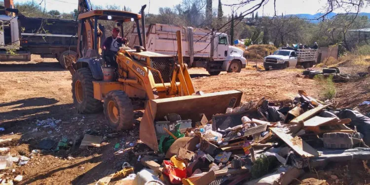 Sigue campaña de limpieza