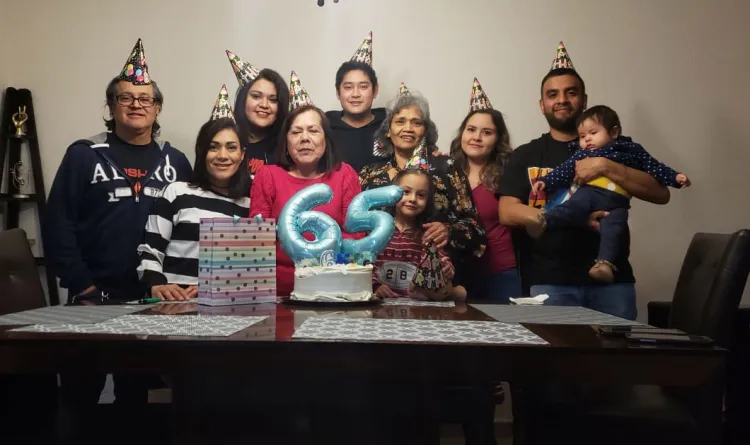 Ana Luz recibe festejo en familia